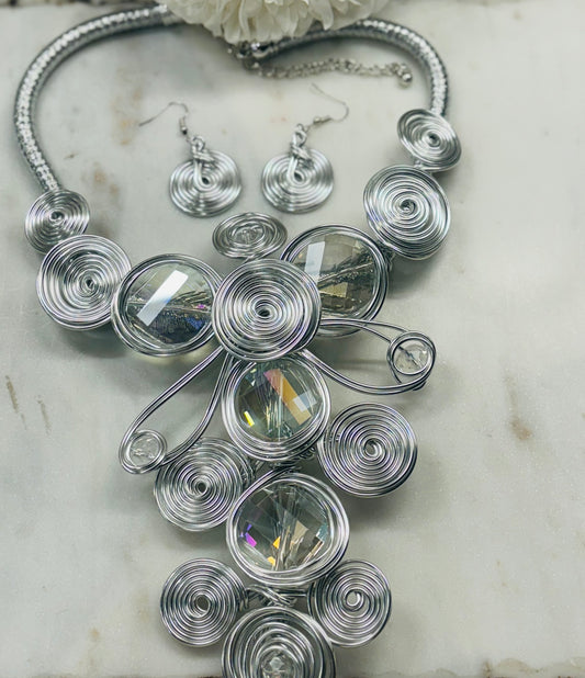 I’m Stepping Out Necklace Set - Silver