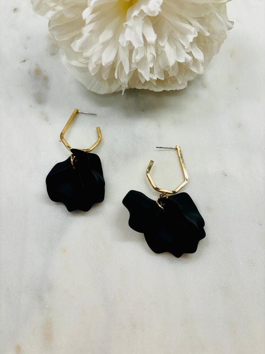 Mini Falling For You Earrings Black